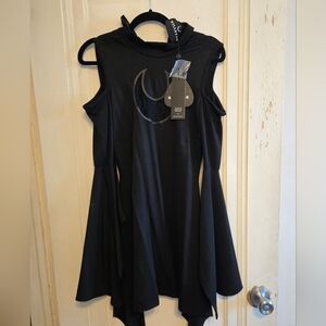 Moon lace insert cold shoulder dress